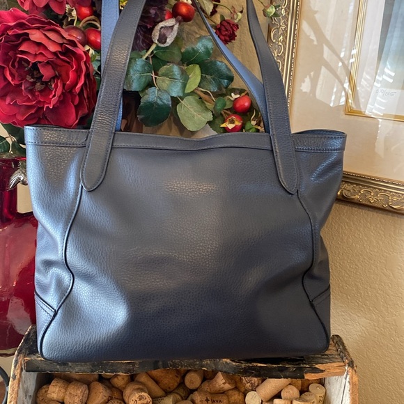 Coach Embossed horse and carriage tote - Picture 5 of 13